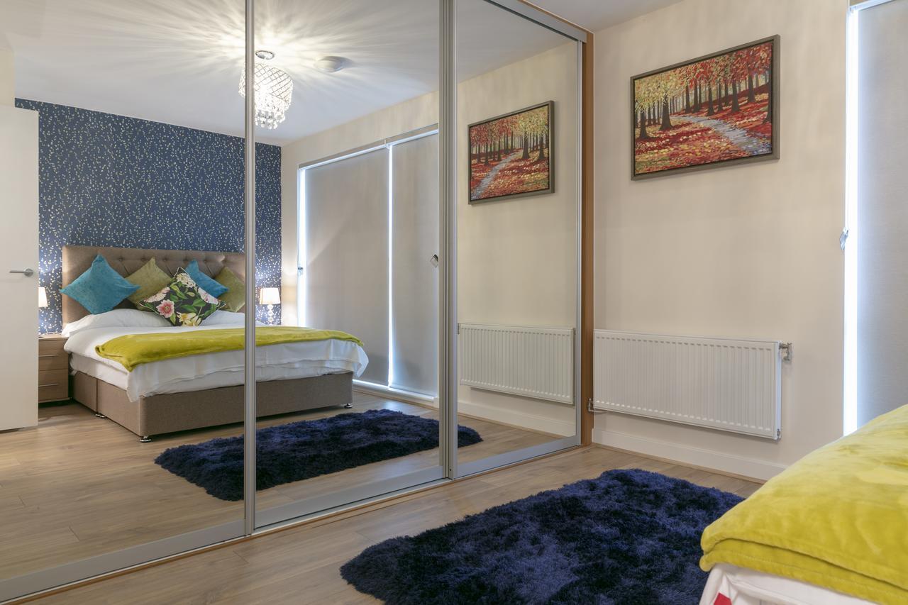 Modern & Exquisite Trumpington Townhouse With Parking & 5 Mins To Papworth Hospital CBG Exterior foto