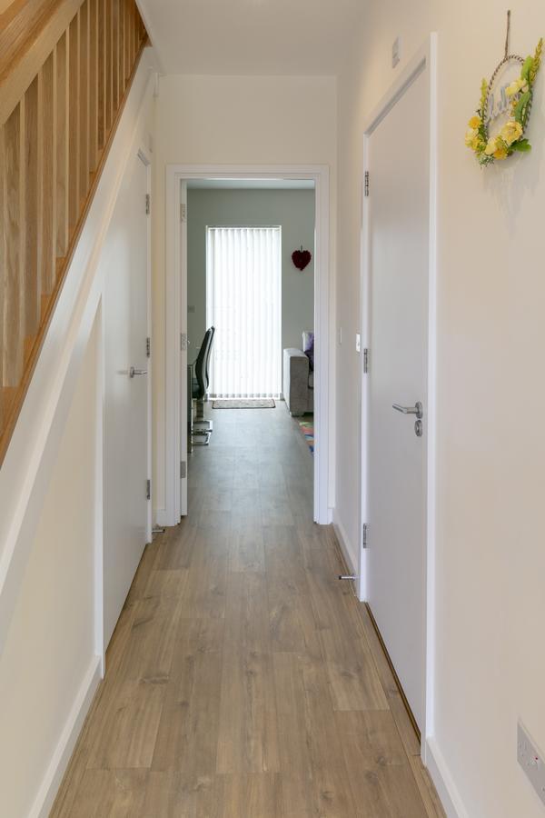 Modern & Exquisite Trumpington Townhouse With Parking & 5 Mins To Papworth Hospital CBG Exterior foto